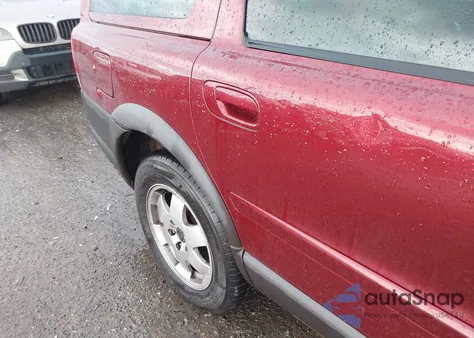 2004 Volvo Xc70 2.5T z USA, uszkodzony, nr VIN YV1SZ59H741129576